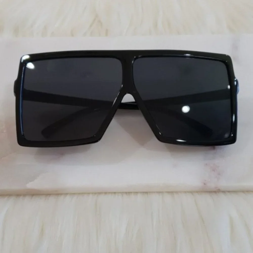 🔥NEW! Oversized Square Sunglasses